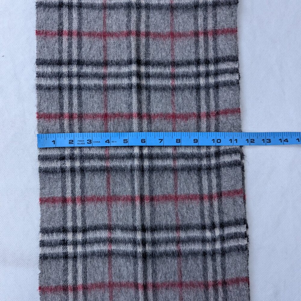 Burberry Designer Lambswool Check Scarf Gray | Unisex |Soft Luxury |Iconic Plaid - Picture 6 of 7